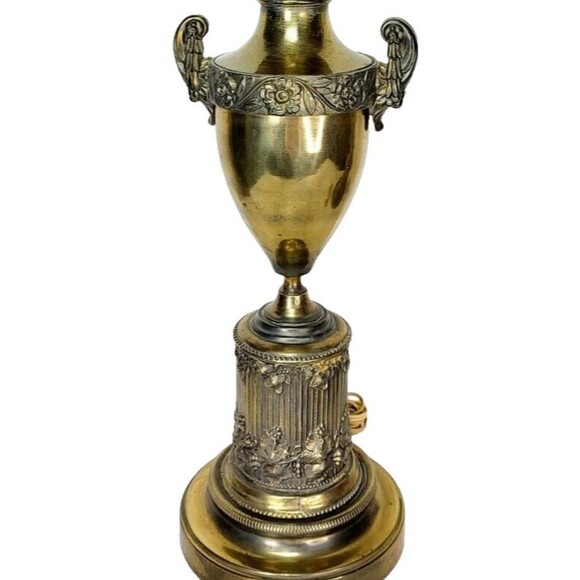 Antique Edwardian Brass Bronze Neoclassical Urn Trophy Parlor Lamps Gold Floral - Picture 5 of 7